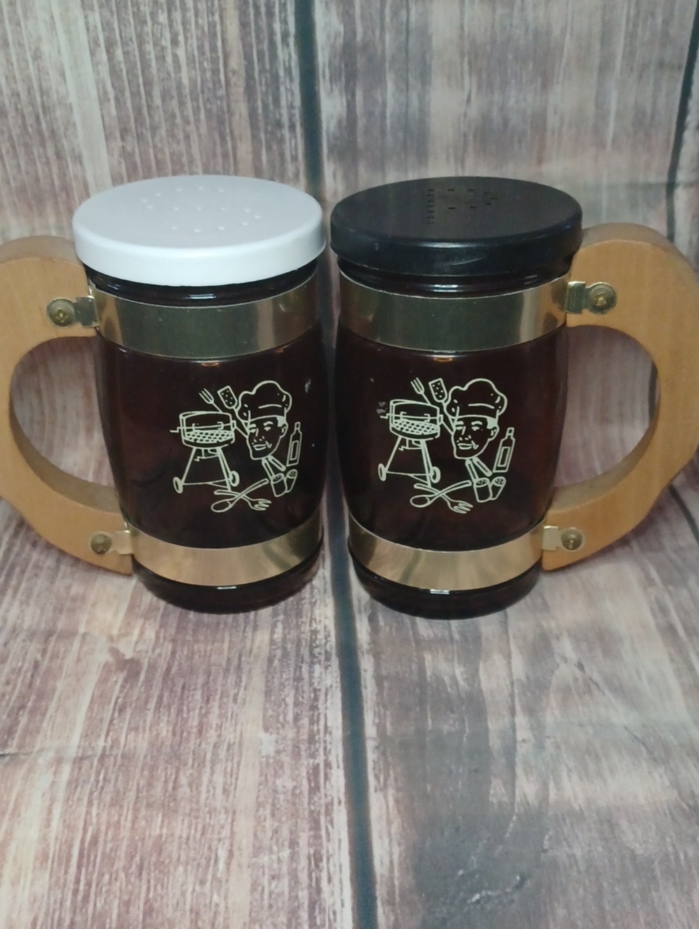 VTG Amber Glass Barrel Salt And Pepper Shakers.